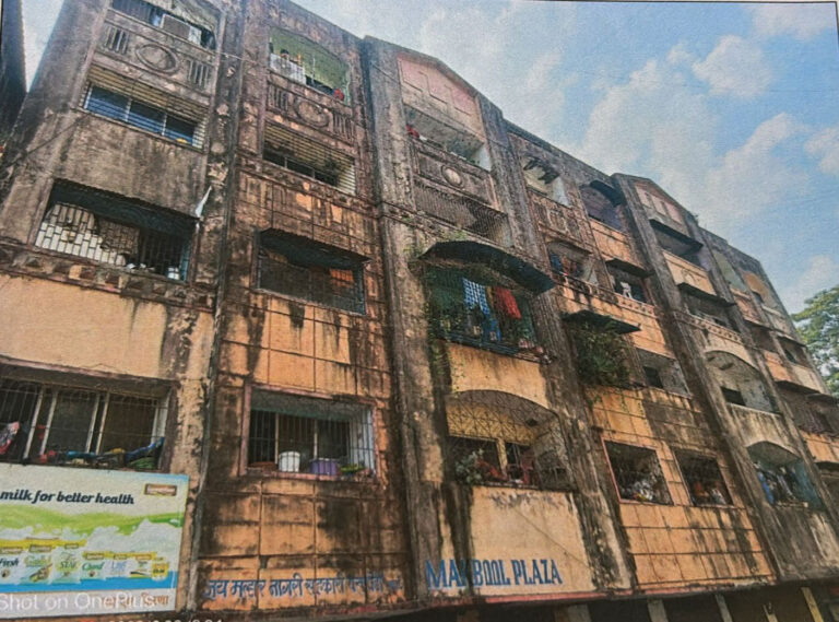 Main image-Maqbool Plaza